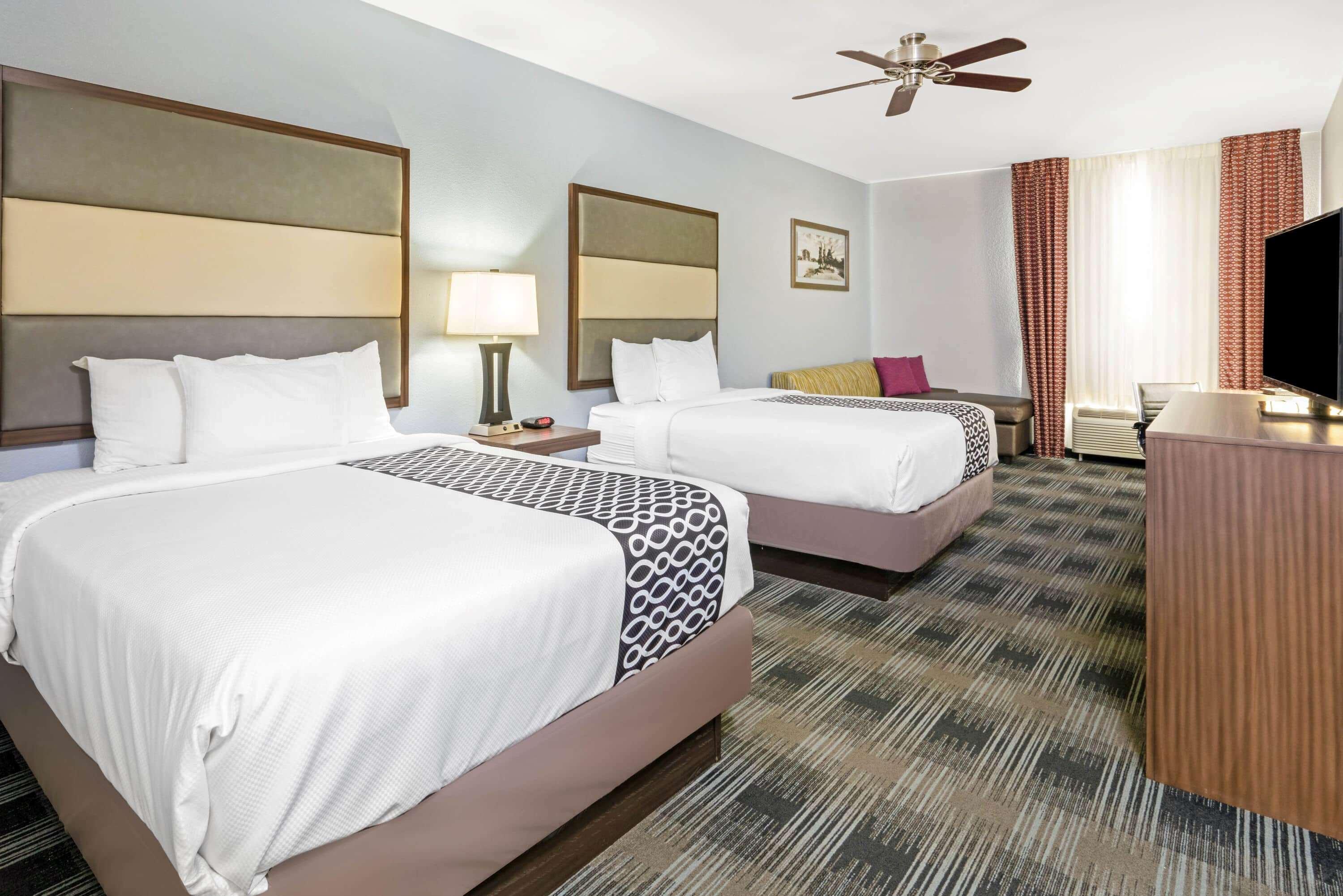 La Quinta By Wyndham Guthrie Hotel Bagian luar foto