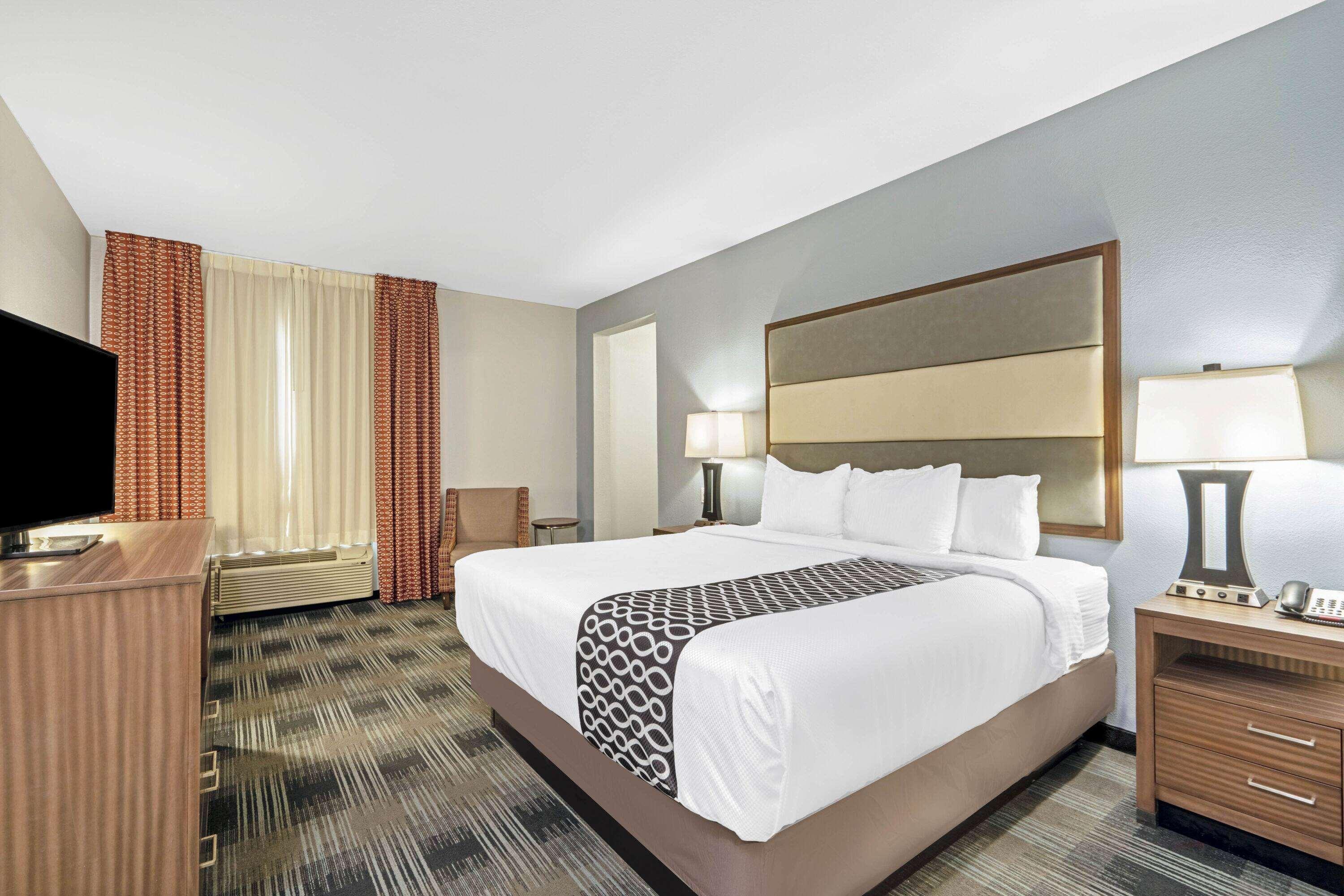 La Quinta By Wyndham Guthrie Hotel Bagian luar foto